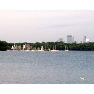 CANVAS PRINT: Lake Harriet & Minneapolis Skyline